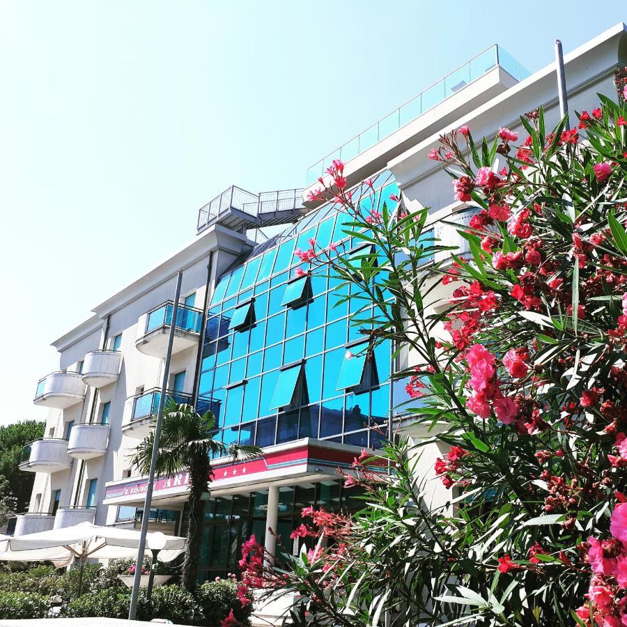 Residence Aries Cesenatico Exteriör bild