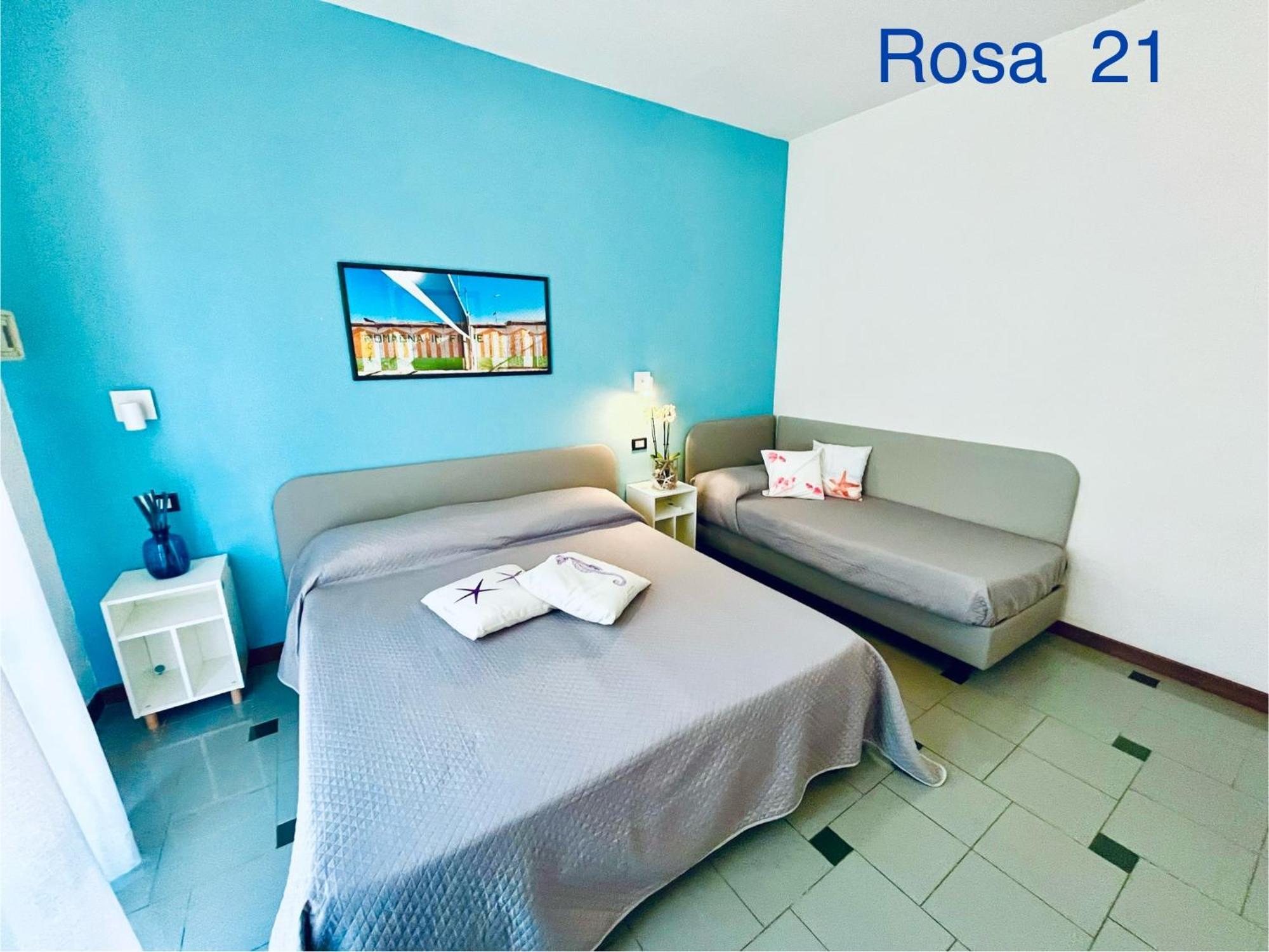 Residence Aries Cesenatico Exteriör bild